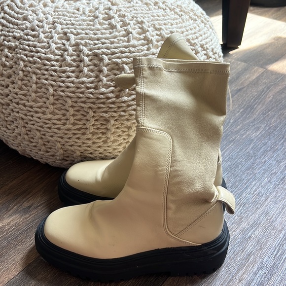 Zara Cream Boots - Picture 4 of 8